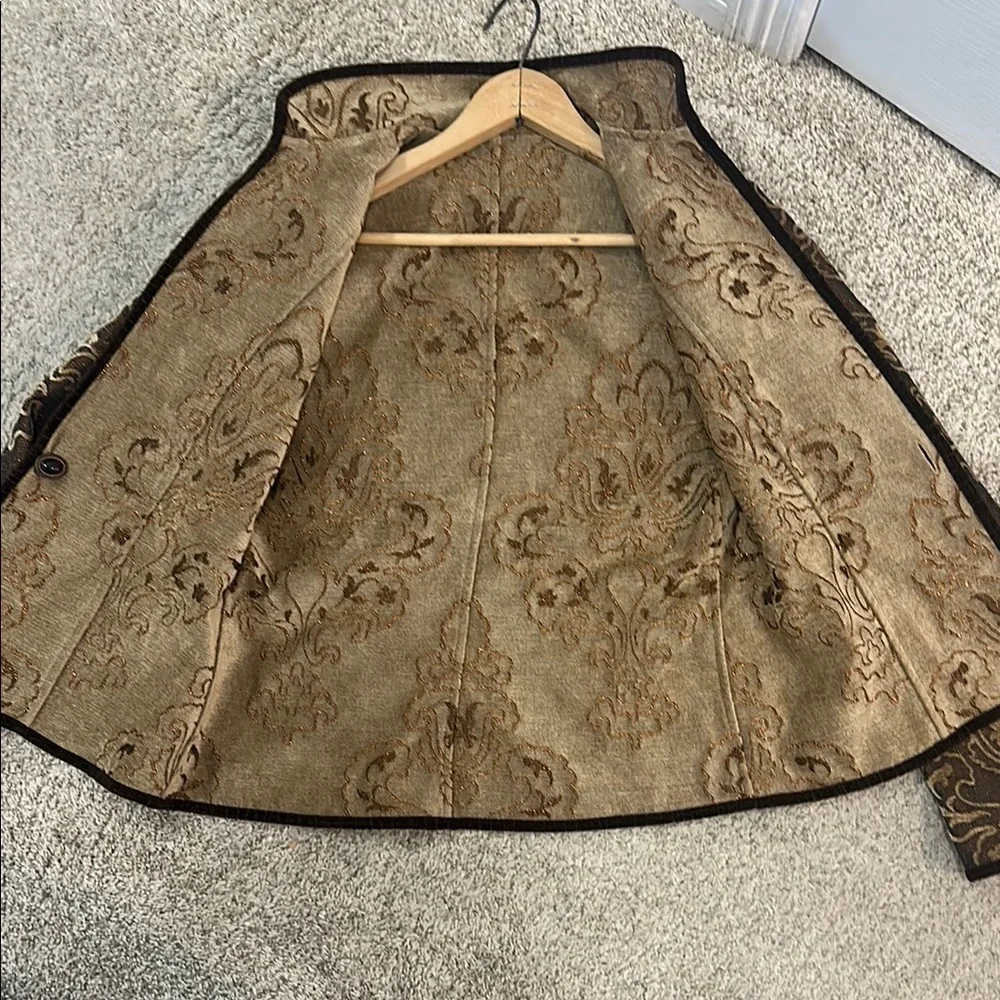 Handmade Brown and Cream Patterned Jacket - Picture 6 of 11